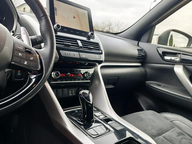 Mitsubishi Eclipse Cross 2.4 188KM Hybrid Plug-In Intense Plus S-AWC 4x4 PHEV -1 Właśc +Opony