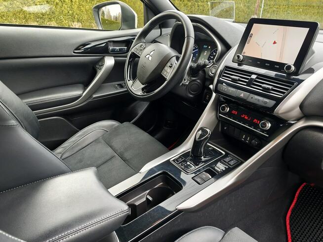 Mitsubishi Eclipse Cross 2.4 188KM Hybrid Plug-In Intense Plus S-AWC 4x4 PHEV -1 Właśc +Opony