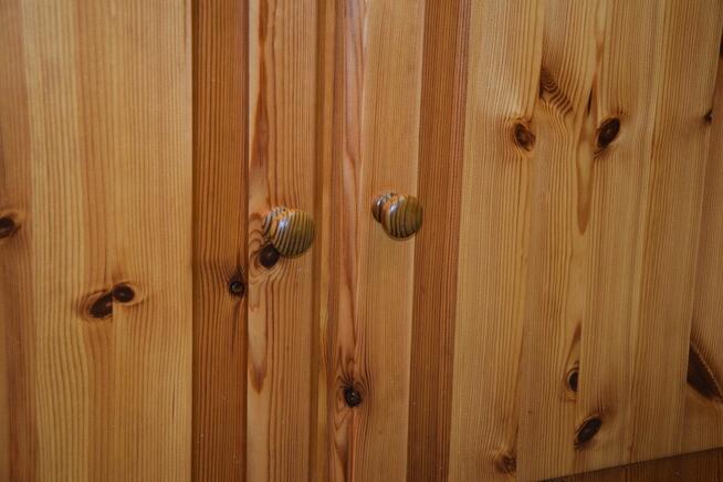 komoda z drewna sosnowego - jak nowa