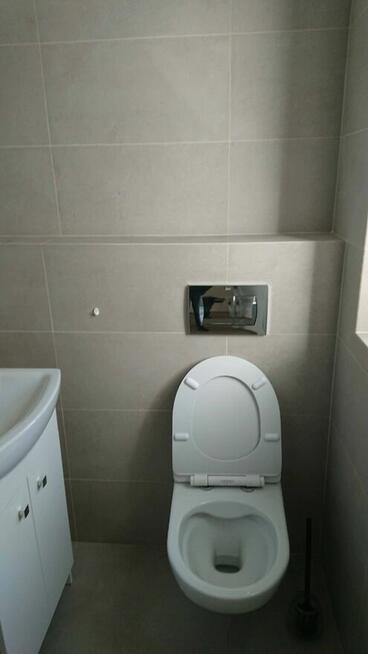 Nowoczesny dom w Wawrze z 7 pokojami, 2 łazienki, garaż