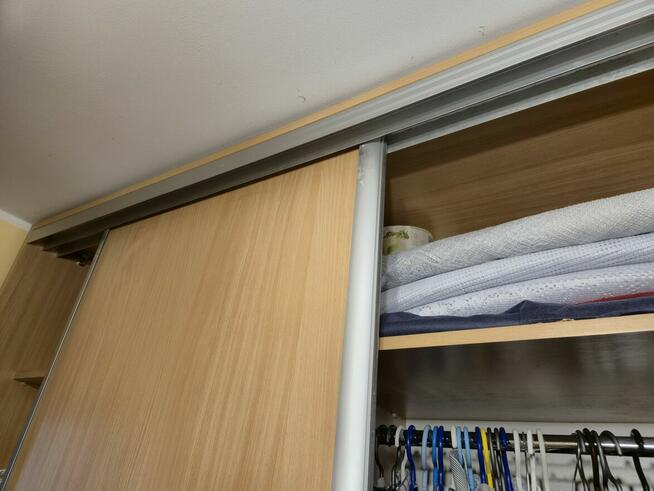 Zlecę naprawę szafy