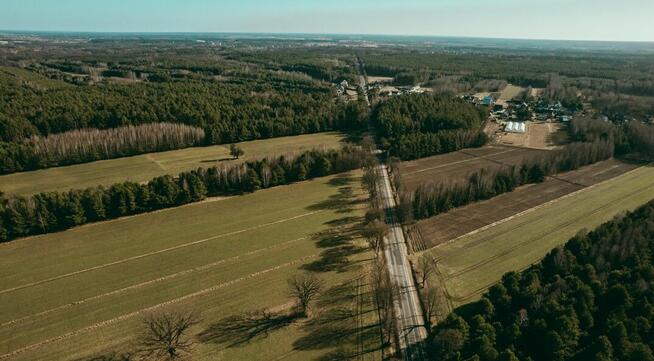 Działka budowlana w Błędnicy – Mieszkaniowo Usługowa przy DW