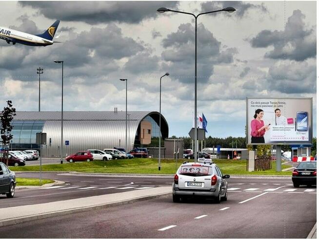 SPRZEDAM NOŚNIK REKLAMOWY 3,45X2,45 - WYS. 6M.