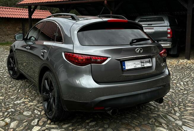 Infiniti QX70 S Premium
