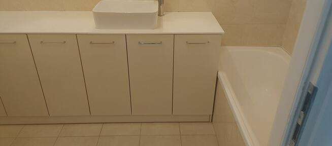 Apartament z Miejscem w Garażu Super