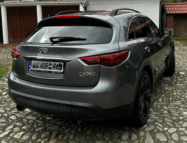 Infiniti QX70 S Premium