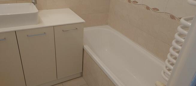 Apartament z Miejscem w Garażu Super