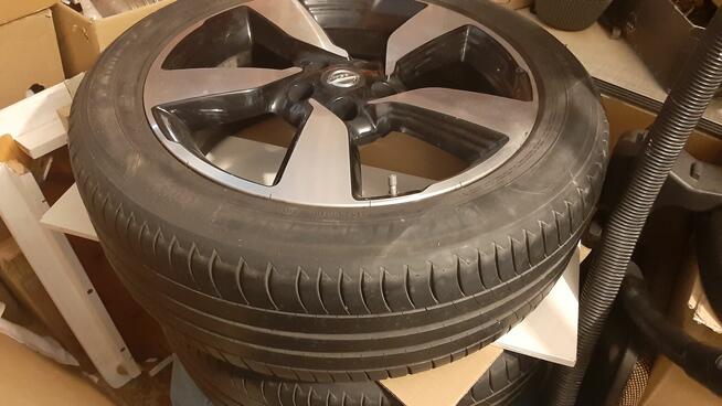 sprzedam alufelgi Nissan Qashqai z oponami