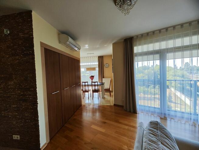 Apartament w osiedlu zamkniętym z garażem