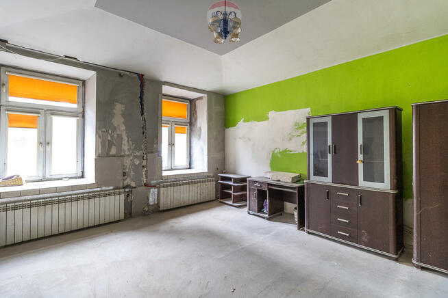 2 pokoje, parter, centrum Brzezin + parking