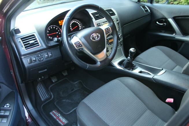 Toyota Avensis Benzyna 147 KM Przebieg 114 tys km