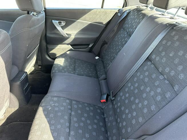 Nissan Primera Salon Polska, niezawodna benzyna, przegląd do 2027, klimatronik, hak