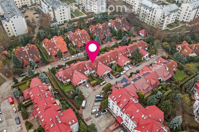 Dom w Warszawie w świetnej lokalizacji dla rodziny