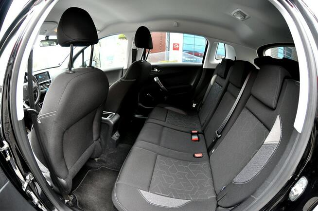 Peugeot 2008 _1.2 82 KM Lift Navi Led Klimatronik Parktronik_