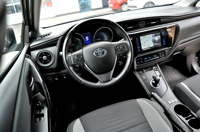 Toyota Auris _1.8 136KM_HYBRID_Led_Navi_Kamera_Climatronic_Serwis_