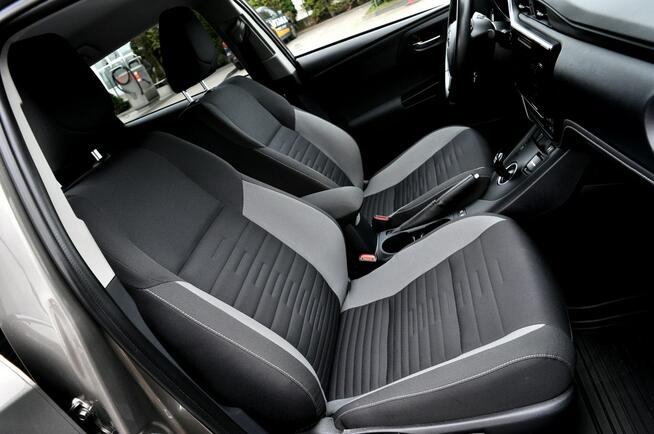 Toyota Auris _1.8 136KM_HYBRID_Led_Navi_Kamera_Climatronic_Serwis_