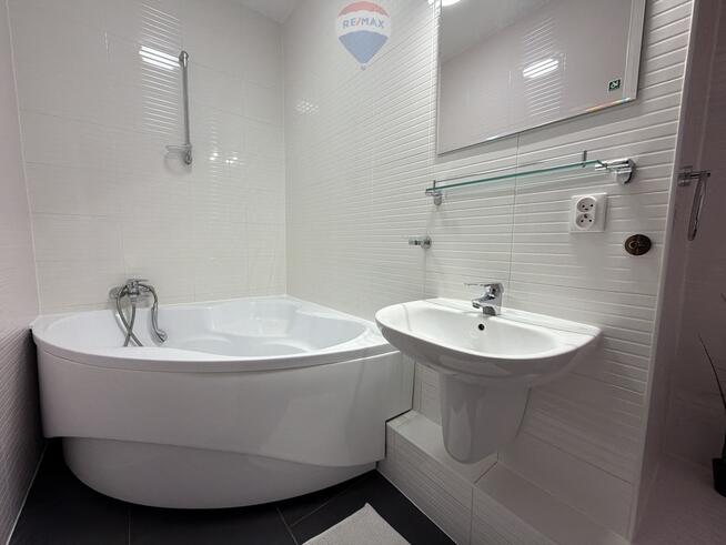 Bez prowizji | Parking | Internet