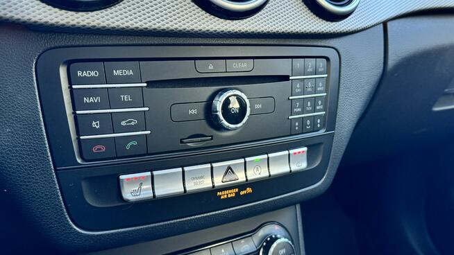 Mercedes B 250 2.0 211KM 4Matic Aut. Skóra Panorama Kamera El. fotele Bi xenon + LED