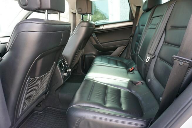 Volkswagen Touareg 4.2 TDi 340KM R-Line, świetnie wyposażony, zadbany, rok gwarancji,