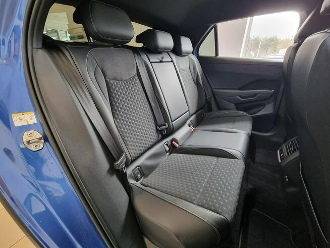 Volkswagen T-Roc R-Line 1.5 eTSI 150KM automat DSG Pakiet Technology "Innovision Pro"