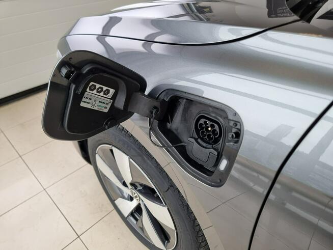 Volkswagen Passat Bussines Plus 1.5TSI eHybrid 204KM automat DSG Pakiet Zimowy Plus