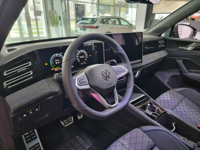Volkswagen Tiguan R-Line Plus 1.5 eHybrid 272KM Pakiet Zimowy