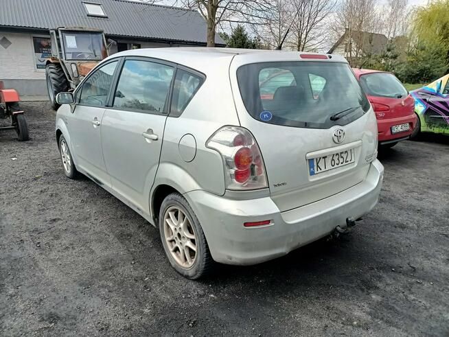 Toyota Corolla Verso 2.0 D-4D 115km 05r 7os