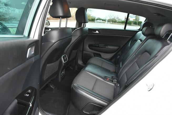 Kia Sportage 1.6CRDi 136KM Automat 2019r. FullLED Kamera NAVi Skóra HAK