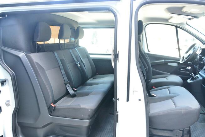 Renault Trafic long L2H1 brygadówka 7-osobowy 2,0 150KM pełna opcja 2-stronne drzwi