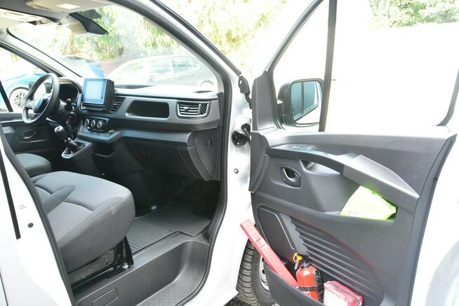 Renault Trafic long L2H1 brygadówka 7-osobowy 2,0 150KM pełna opcja 2-stronne drzwi