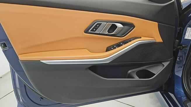 BMW 320 i xDrive Sport Line aut ! Z Polskiego Salonu ! Faktura Vat !