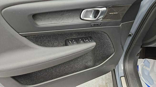Volvo C40 Recharge AWD Ultimate ! Z Polskiego Salonu ! Faktura VAT !