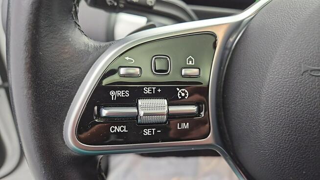 Mercedes EQB 66.5kWh 4-Matic Progressive ! Z Polskiego Salonu ! Faktura VAT !