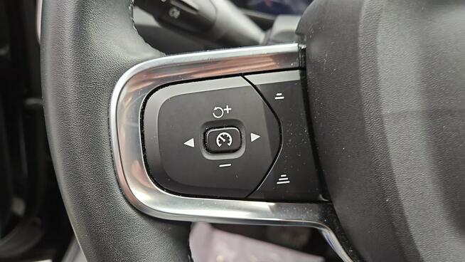 Volvo XC 40 73kWh P6 Recharge Plus aut ! Z Polskiego Salonu ! Faktura VAT !