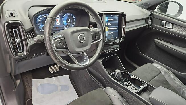 Volvo XC 40 Plug-In Hybrid R-Design aut ! Z Polskiego Salonu ! Faktura VAT !