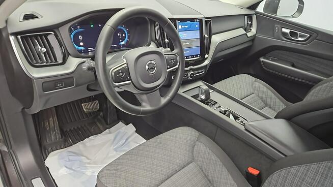 Volvo XC 60 B4 D Core aut ! Z Polskiego Salonu ! Faktura VAT !