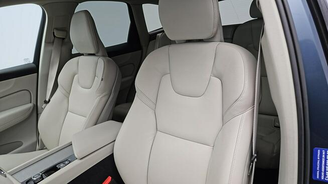 Volvo XC 60 AWD Plus Bright aut ! Z Polskiego Salonu ! Faktura VAT !