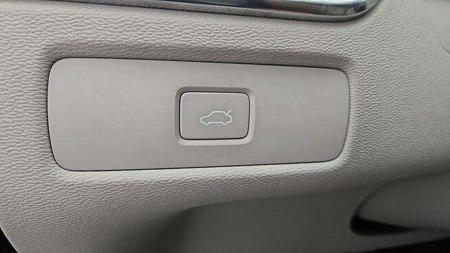 Volvo XC 60 AWD Plus Bright aut ! Z Polskiego Salonu ! Faktura VAT !