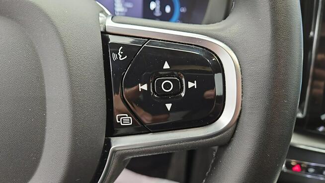 Volvo XC 60 AWD Plus Bright aut ! Z Polskiego Salonu ! Faktura VAT !