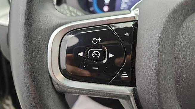 Volvo XC 60 AWD Plus Bright aut ! Z Polskiego Salonu ! Faktura VAT !