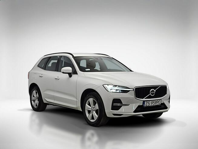 Volvo XC 60 Momentum Pro aut ! Z Polskiego Salonu ! Faktura VAT !