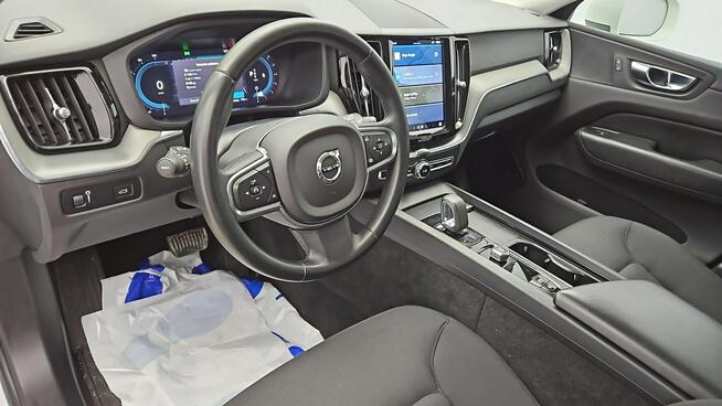 Volvo XC 60 Momentum Pro aut ! Z Polskiego Salonu ! Faktura VAT !