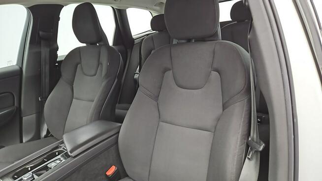 Volvo XC 60 Momentum Pro aut ! Z Polskiego Salonu ! Faktura VAT !