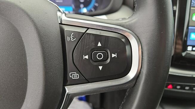 Volvo XC 60 Momentum Pro aut ! Z Polskiego Salonu ! Faktura VAT !