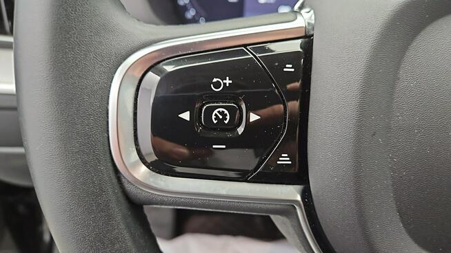 Volvo XC 60 Plus Bright aut ! Z Polskiego Salonu ! Faktura VAT !