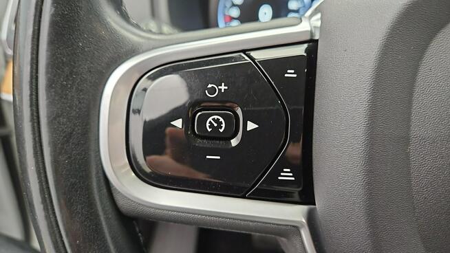 Volvo XC 90 AWD Plus Bright aut ! Z Polskiego Salonu ! Faktura VAT !