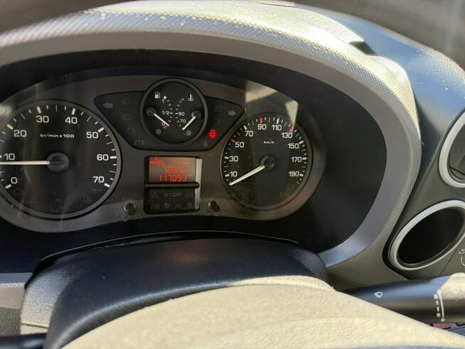 Citroen Berlingo KLIMATYZACJA. 3-OSOBOWY. NAVIGACJA. ZABUDOWA