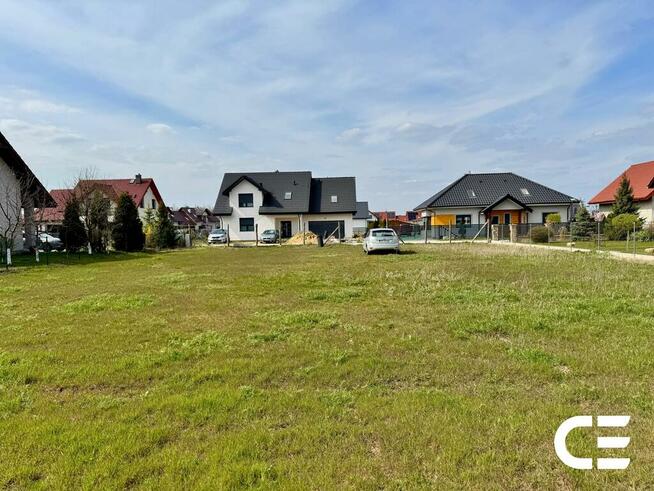 Działka budowlana 1000 m² | media | Dobroszyce