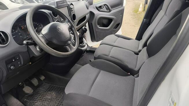 Peugeot Partner 1,6 HDI 99KM/3 miejscowy/Parktronik/tempomat