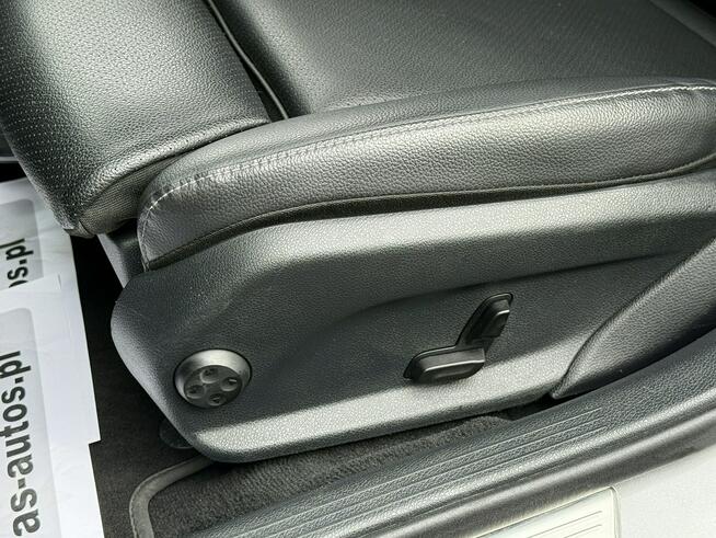 Mercedes C 200 D 136KM Avantgarde/Navi/Alufelgi//Skóry/el.klapa/Parktronic